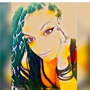 Meet your Posher, Leslie